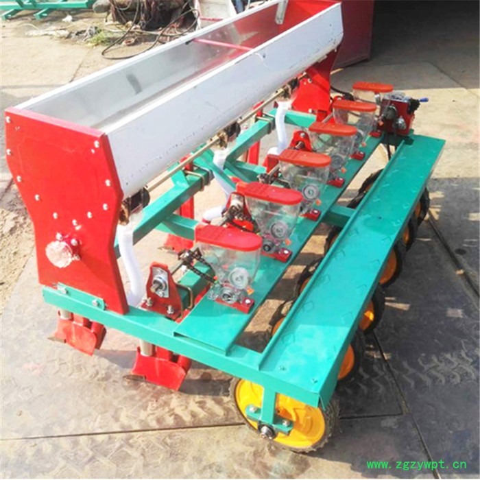 黄芩中药可调精播机精播机 拖拉机带娃娃菜精播机哪有图5