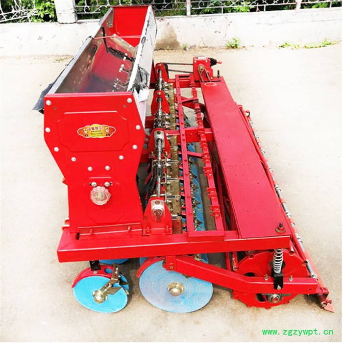 黄芩中药可调精播机精播机 拖拉机带娃娃菜精播机哪有图7