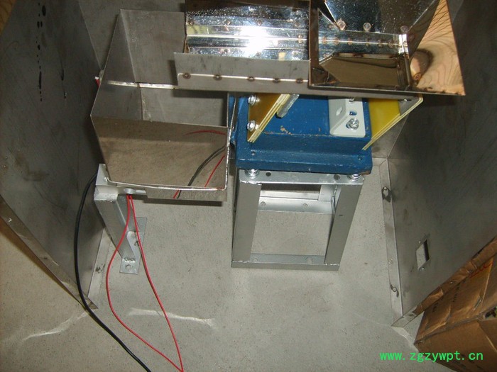 15-999克加大型自动分装机 全自动粉剂称重设备 电子定量 颗粒分装机 灌装机图2