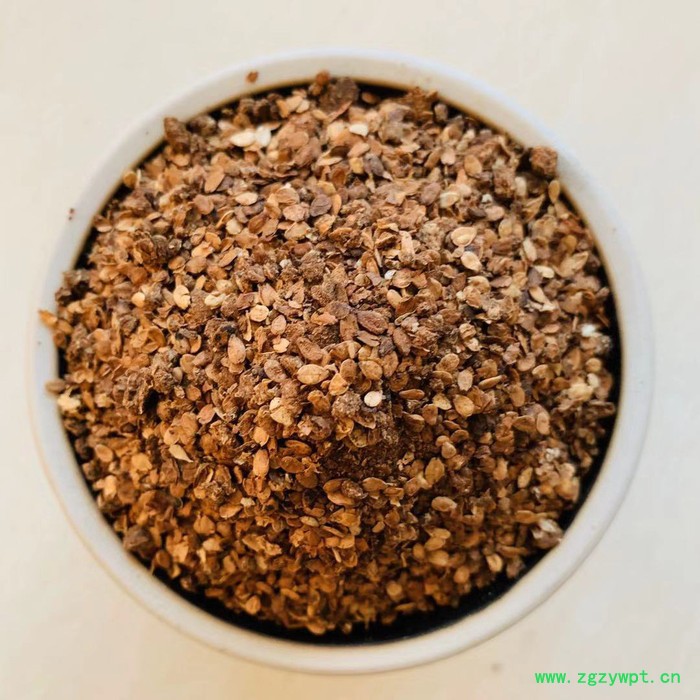 永多饲料级 芝麻饼 芝麻粕  花生粕  蛋白含量高 中药渣 气味好  欢迎订购图3