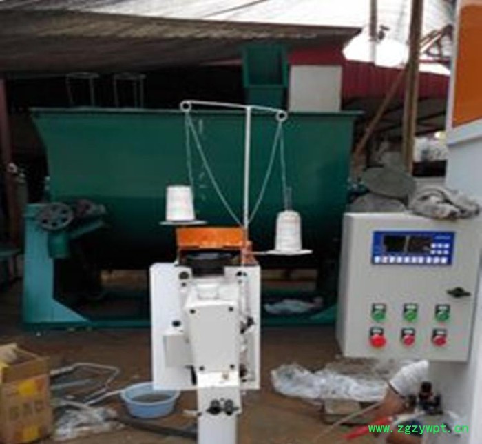 创兴销售 立式颗粒包装机 粉剂称重灌装机 肥料颗粒包装机