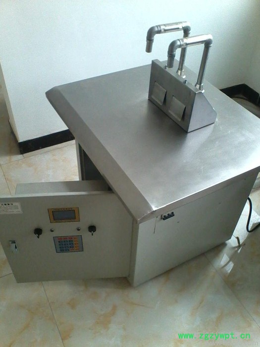 吉林灌装机，液体灌装机，齿轮油灌装机图2