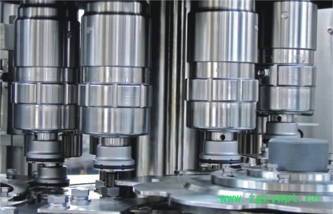 全自动液体灌装机|冲灌封一体灌装机机|三合一体灌装机图3