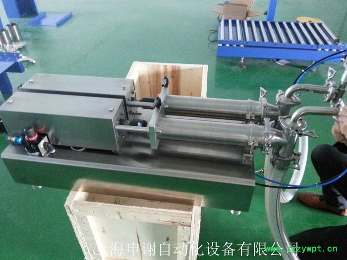 液体灌装机 双头洗液灌装机图3