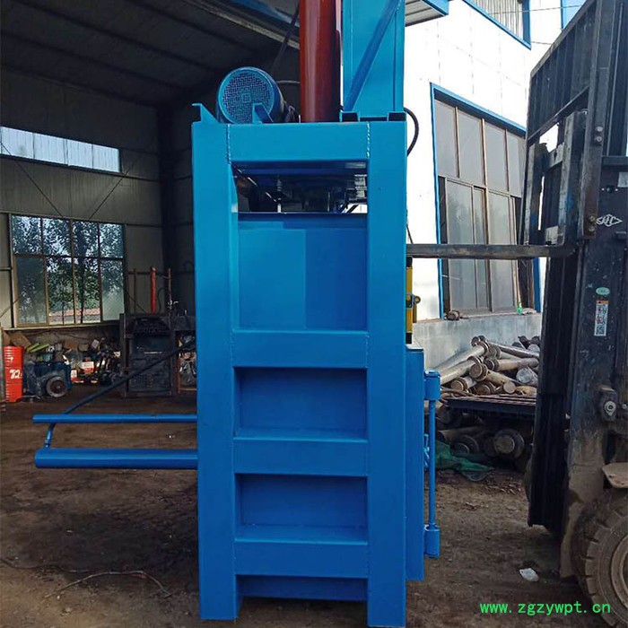 供应牧草打包机 中药材半自动打包机 药材压块打捆机 质保一年图6