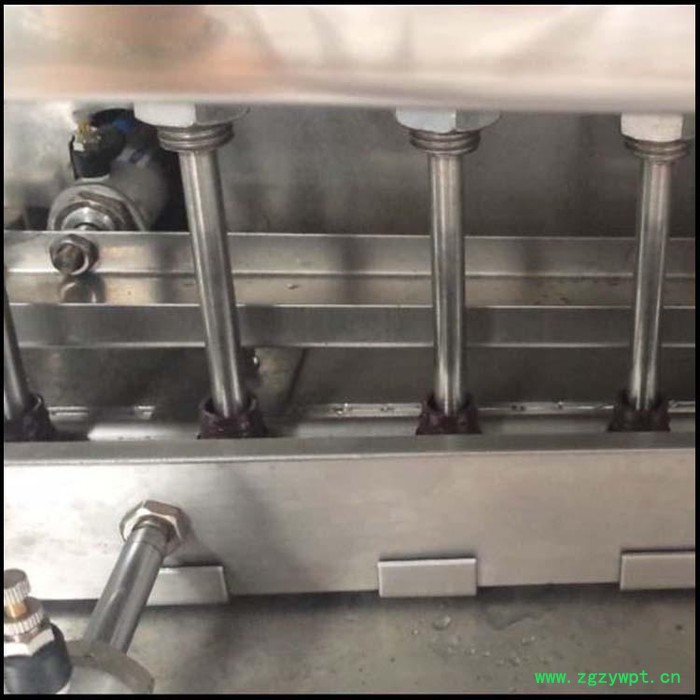 锐腾RFC-6直线式饮料灌装机 液体灌装机图2