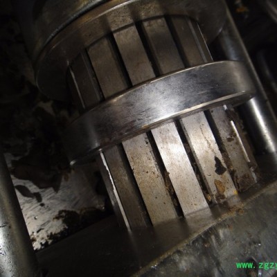 供应天众脱水机械YZJ-3T新型中药渣压榨机、大型竹子锯末脱水榨汁设备木屑脱水压榨机