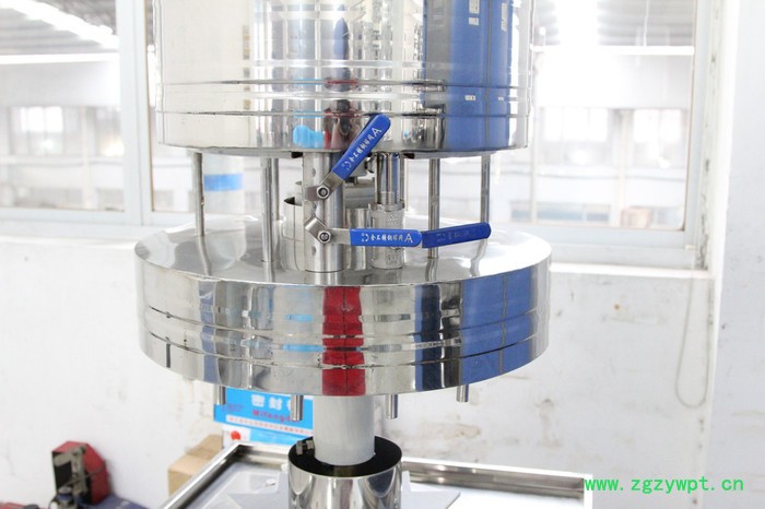 半自动液体灌装机 小型定量灌装设备 定量灌装机 等压半自动灌装机图5