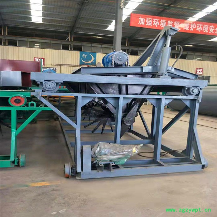 中药渣鸡粪加工有机肥设备 有机肥履带翻抛机价格 生产商图7