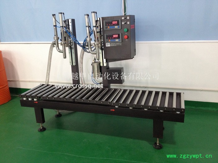 双头灌装机半自动双头液体灌装机 称重式半自动液体灌装机 4-20L 5-30Kg液体灌装机图3