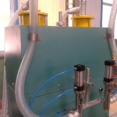 供应液体灌装机  机油灌装机 山东灌装机