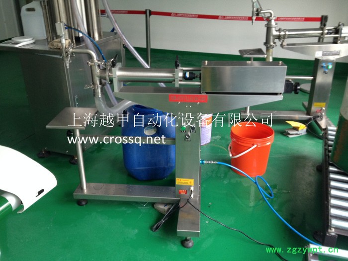 300ml半自动液体灌装机图5
