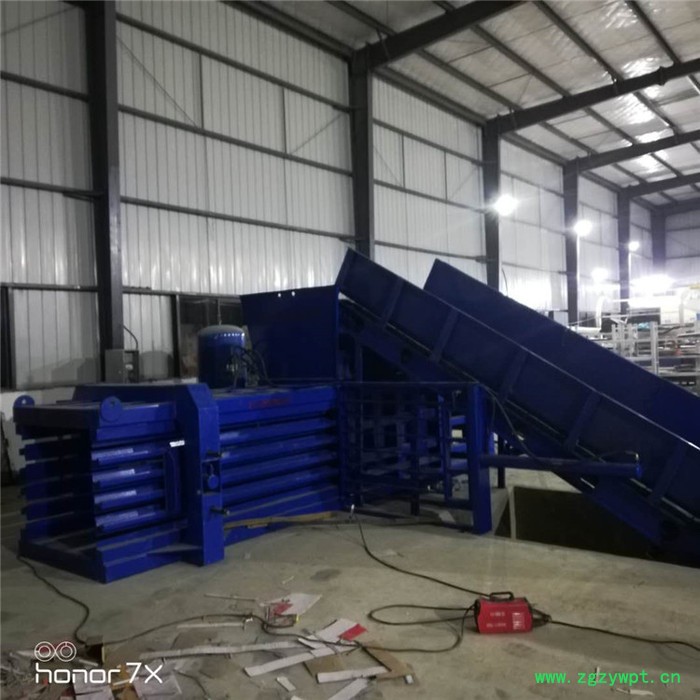 **卧式塑料废品压包机 易拉罐打捆机厂家 中药材压包装袋机图3