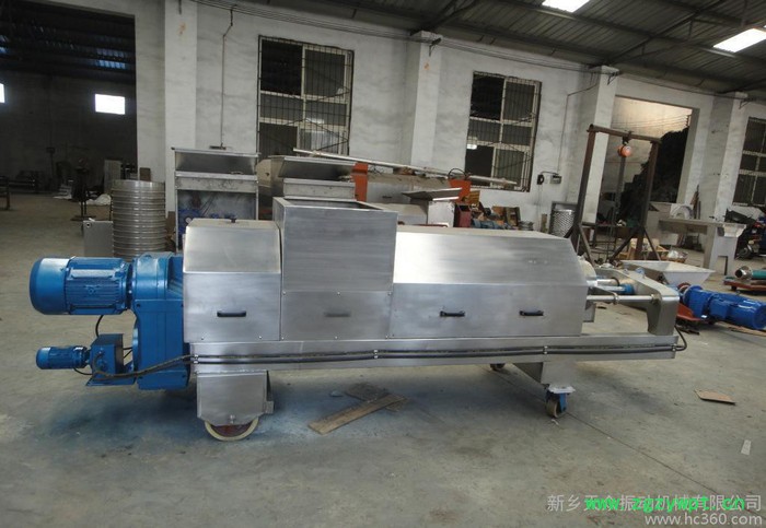 绞股蓝、甜叶菊、白菜、乌拉草、芹菜，中药渣、木材、菊花等双螺旋压榨脱水挤压机、菜叶压榨挤压机、果蔬加工厂设备、木瓜榨汁机