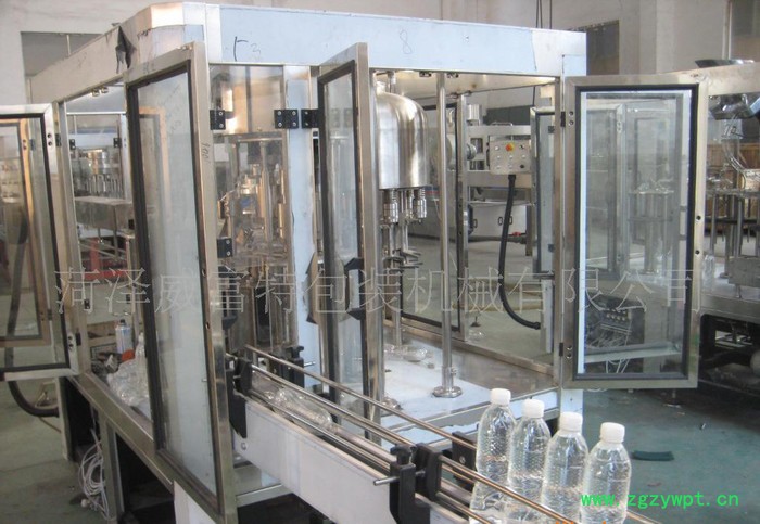 饮料灌装生产线 矿泉水灌装机 三合一灌装机 灌装设备