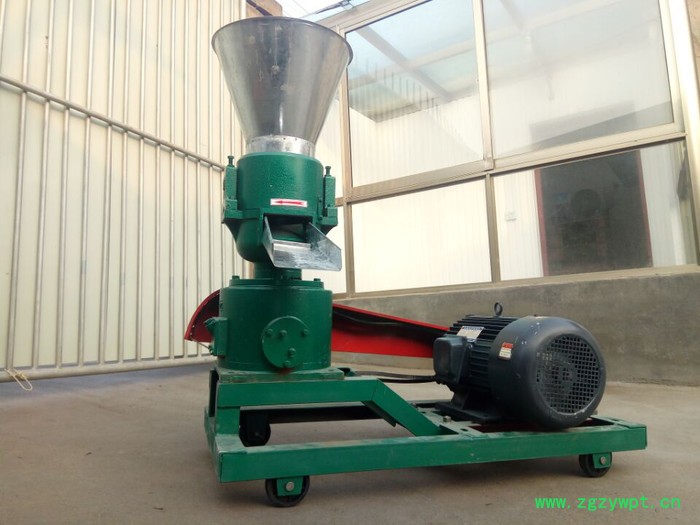 小型养鸡养鸭用粉料精料混合料造粒机 平模秸秆稻草造粒机 中药粉末制粒机图3