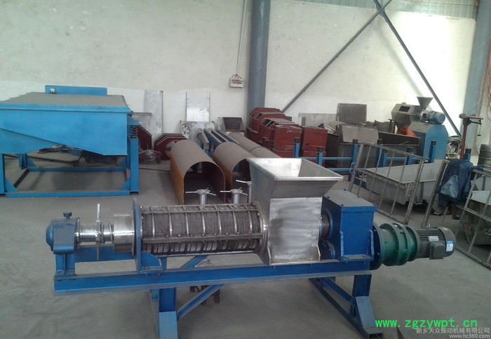 草药根压榨脱水机,不锈钢脱水机,甘肃枸杞子脱水机,低价中草药酒果蔬饮料灌装生产线不锈钢双螺?图7