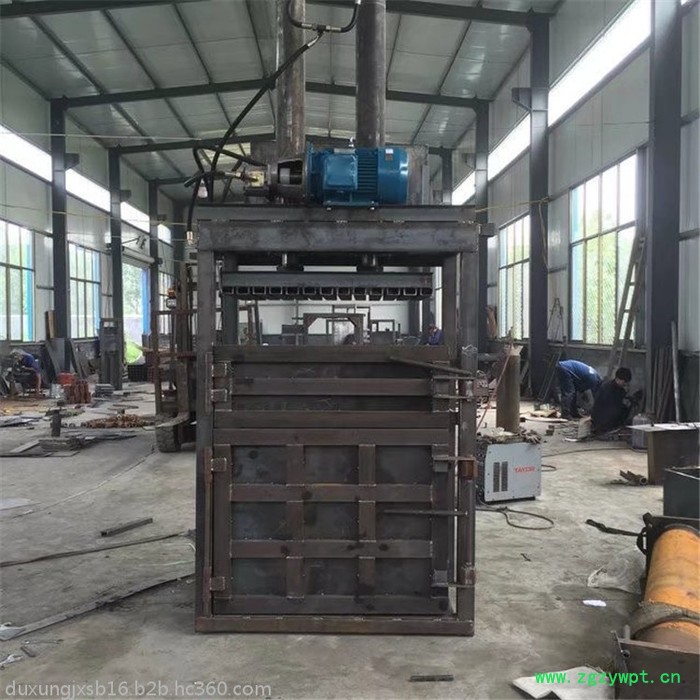 10吨小型废铁纸打块机 中药材编织袋压包机 湿布条子打包机价格图2