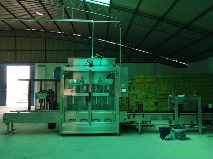 云南大桶装液体肥料灌装机 液体肥灌装生产线图3