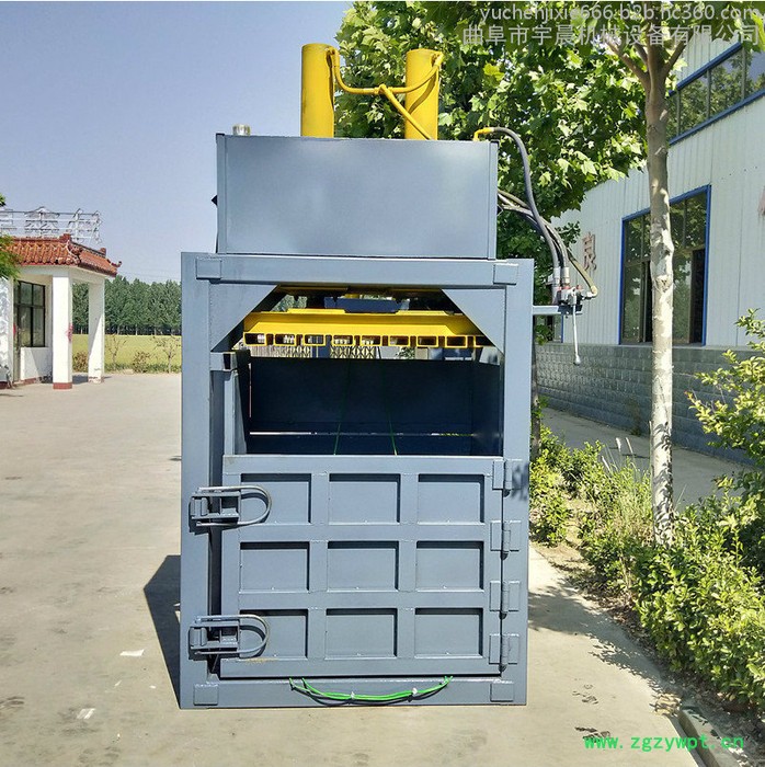 湖北中药材艾草压包机 宇晨立式液压打包机 废品塑料打包机型号价格图6