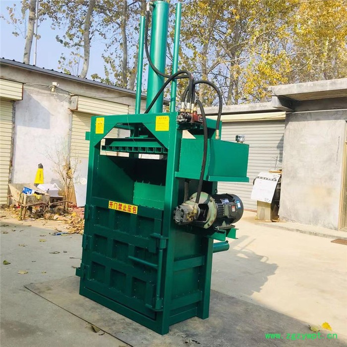 立式薄膜挤包机 中药材编织袋压包机富兴 河南省废纸压块机图7