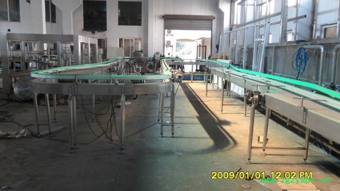 全自动三合一灌装机 百岁山瓶装水灌装生产线 全套饮料灌装设备CGF14-12-5图5