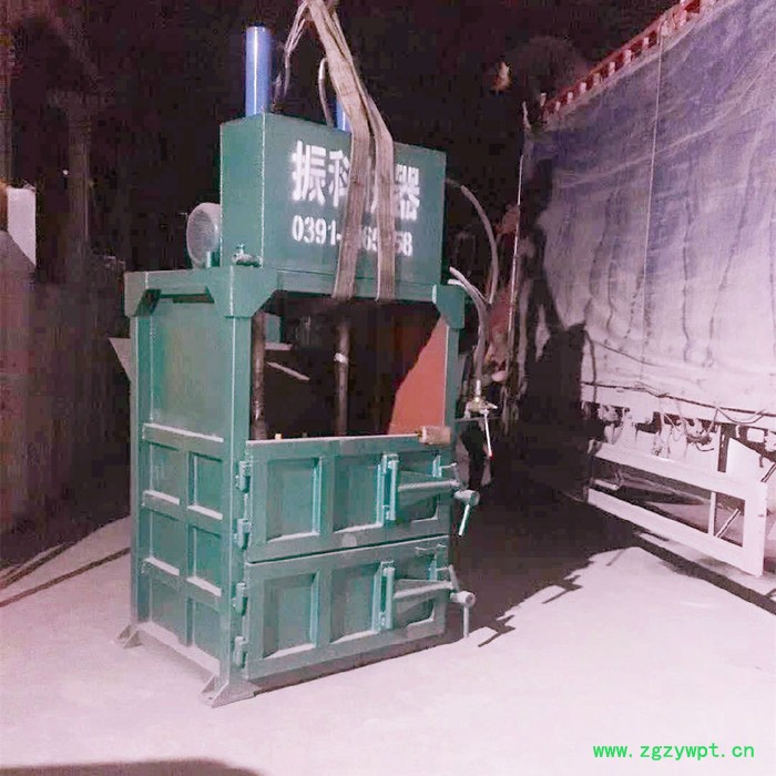 振科机械供应立式饮料瓶塑料薄膜中药材打包机 立式打包机 废吕合金打包机批发厂家图4