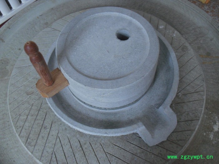 xl-20家用电动石磨豆浆机 家用小石磨豆浆机 家用小石磨 中药草磨粉加工机械