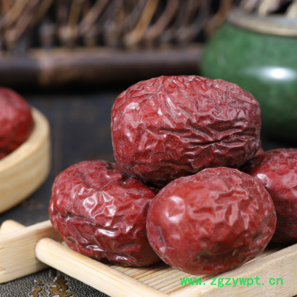 产地批发新疆和田枣大颗粒 散装大颗粒 量大从优多种规格欢迎咨询图2